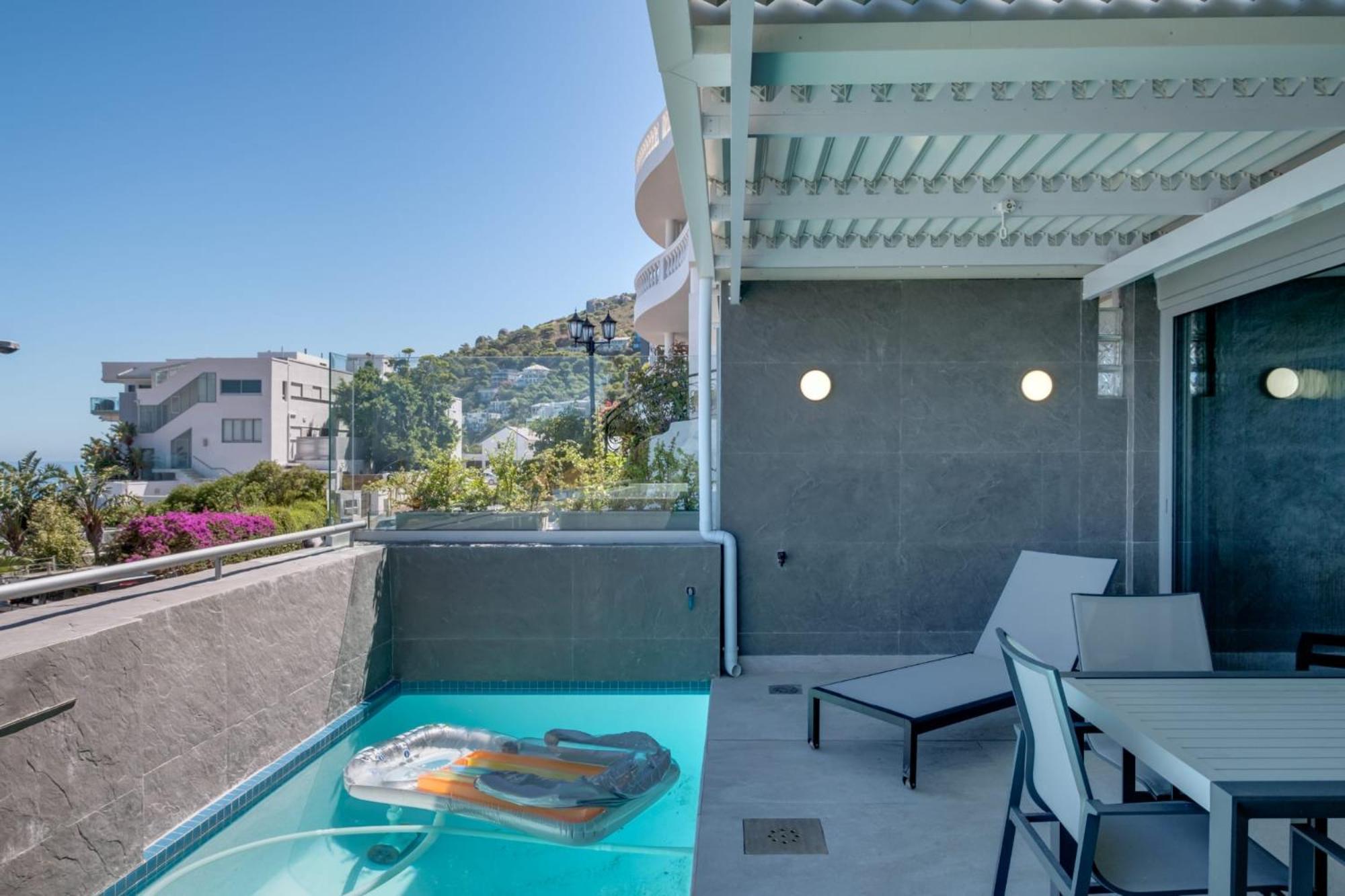 Apartment Clifton Palm Views